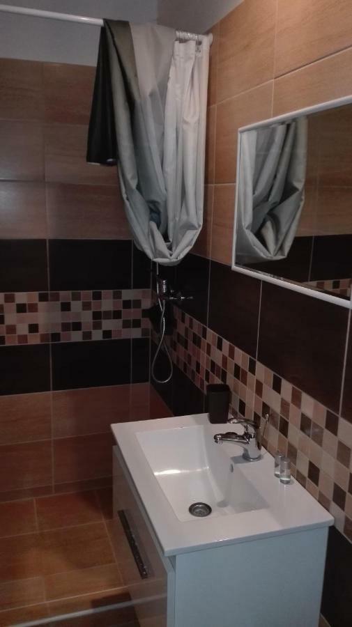 Zempleni Pitvaros Piheno Telkibánya Exterior foto